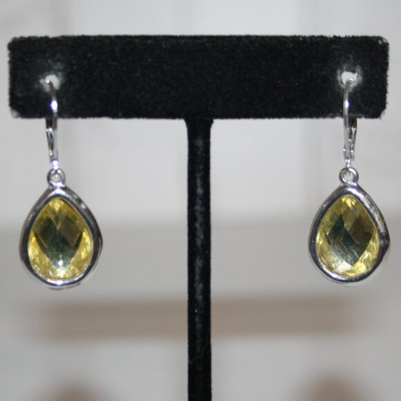 Beautiful silver and yellow sparkling gem earrings 1 3/8" - Picture 1 of 4
